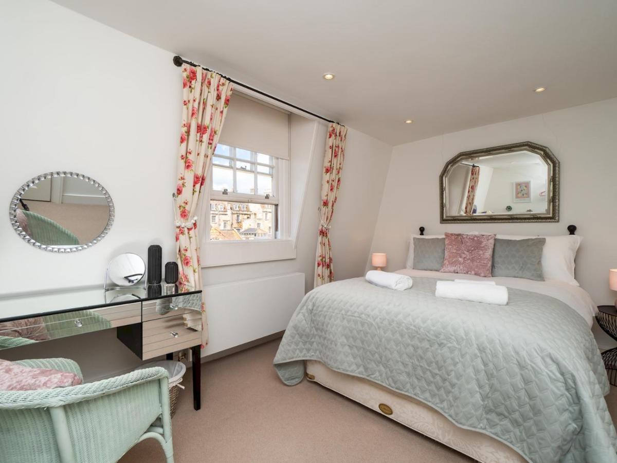 Apartament Pass The Keys 2 Bed Flat In The Heart Of Bath Zewnętrze zdjęcie